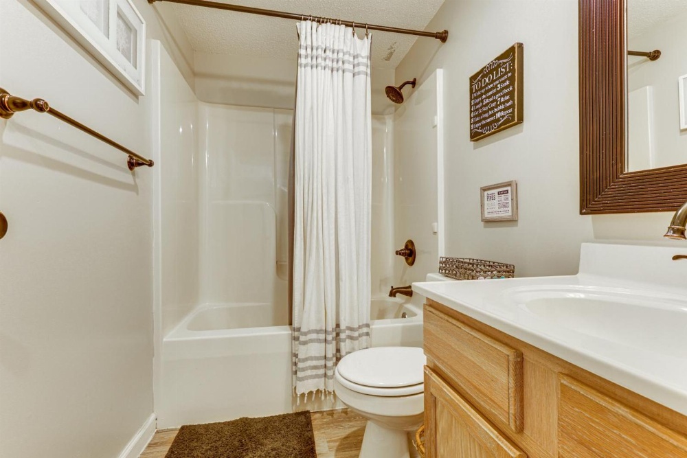 Home Less Than 2 Mi to Mtn Greens Golf, Massanutten Ski!