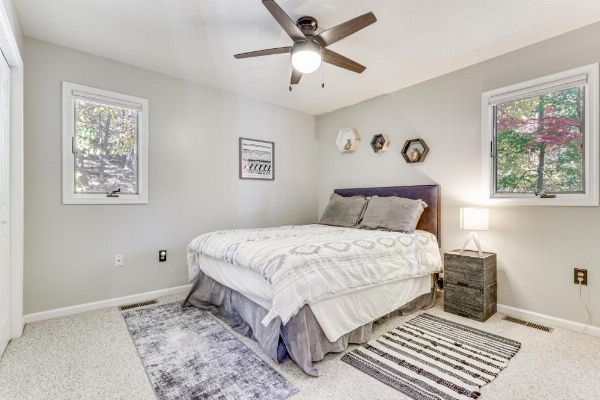 Home Less Than 2 Mi to Mtn Greens Golf, Massanutten Ski! image 18