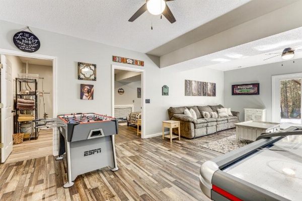 Home Less Than 2 Mi to Mtn Greens Golf, Massanutten Ski! image 22