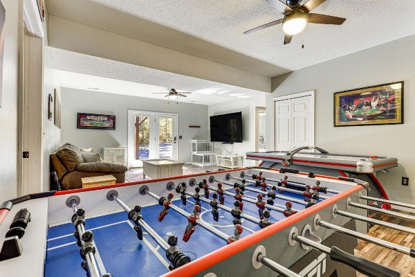 Home Less Than 2 Mi to Mtn Greens Golf, Massanutten Ski! image 6